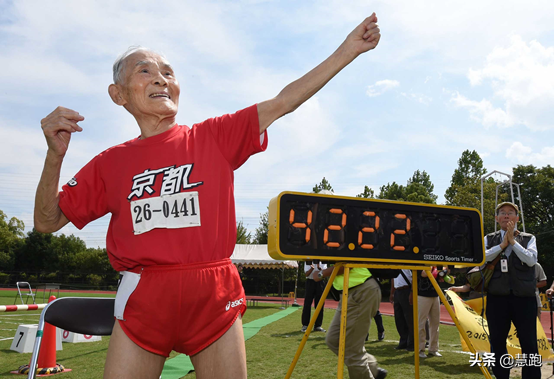 东京奥运会女子中长跑项目有哪些(​青山学院强势获得箱根驿传冠军：中日中长跑的五大差距与希望)