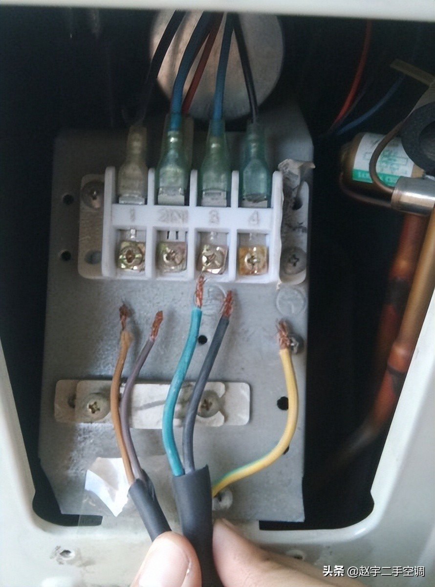 空调不制冷，有风，外机不启动怎么修