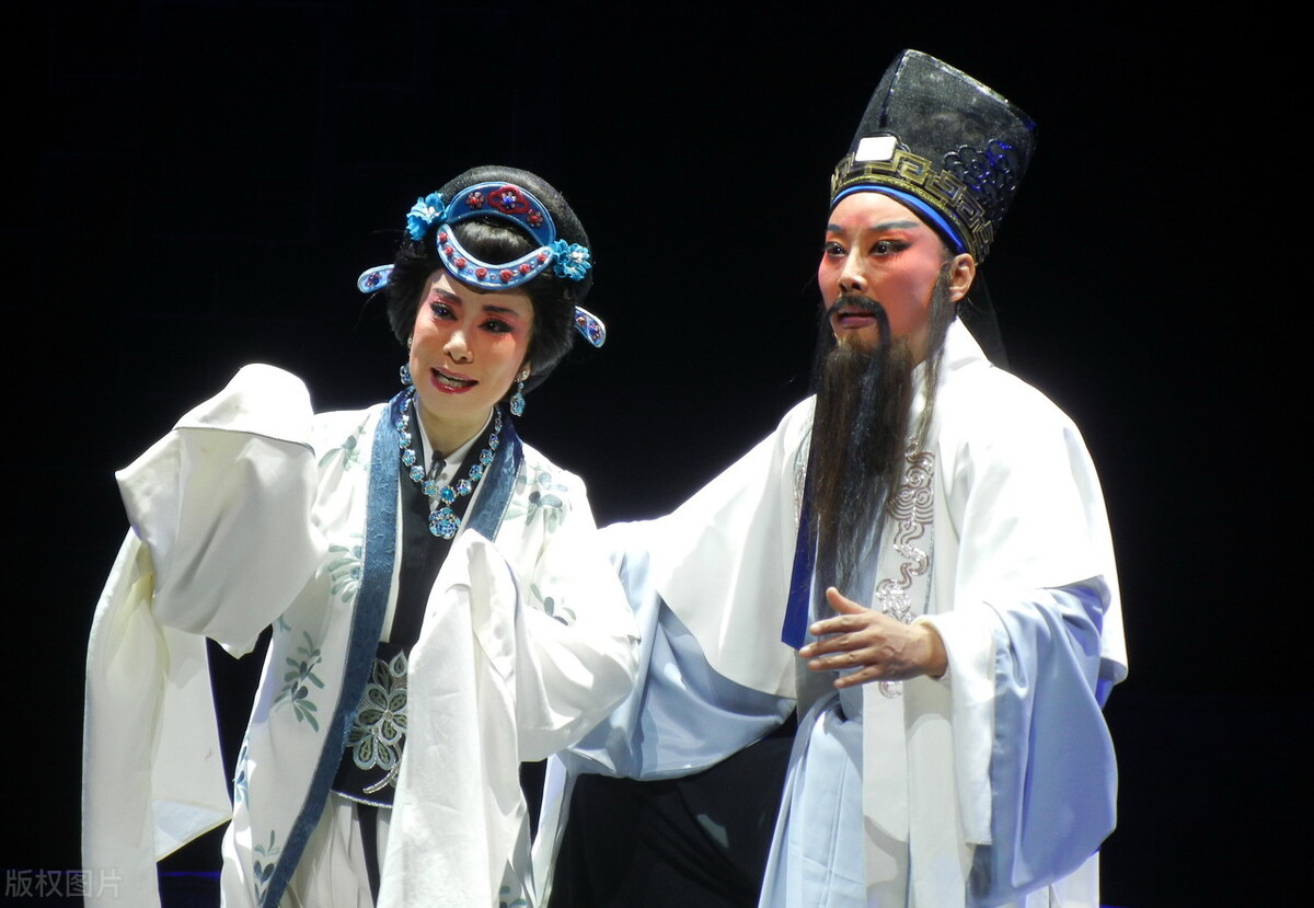长葛三次迁址包括颍川郡 县址在现今老城“原长箱城”西一里（三）