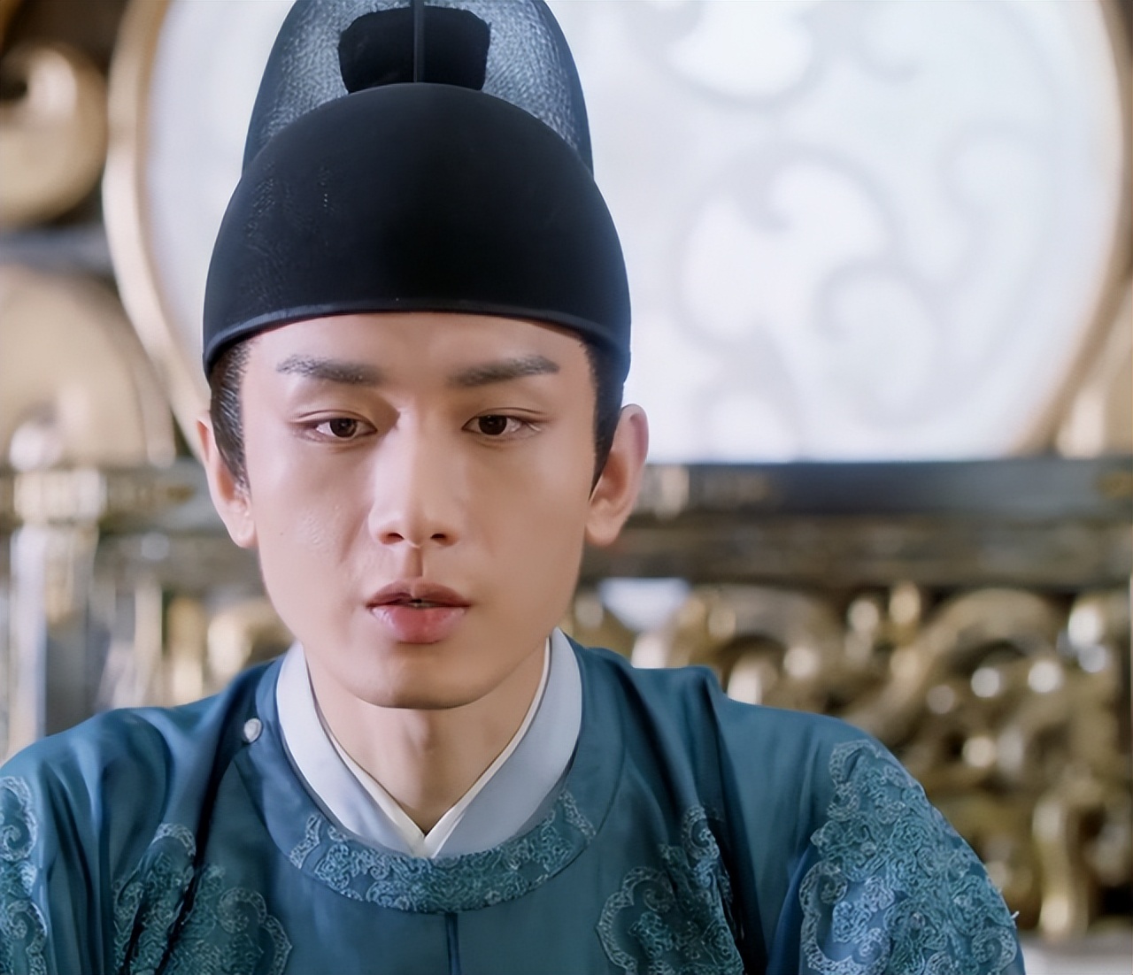 “病娇美男”别硬演，有人公子世无双，有人乡野村夫呆头鹅