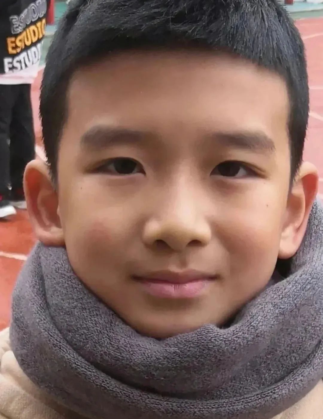 “白敬亭被曝儿女双全？？”粉丝笑疯：老公你快说句话啊