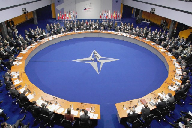 �ж��������������ص���䡱ֱ�ӵ���������������õĺ�ƽȰ��