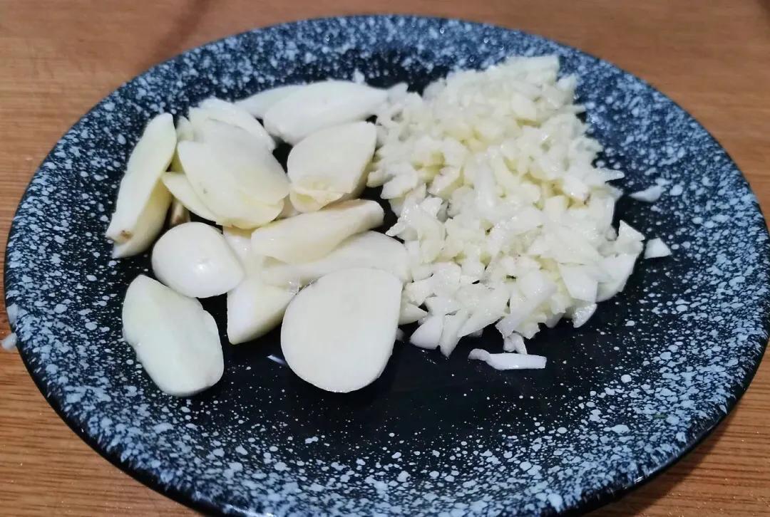 这“3菜2果”天然叶酸高！中老年人春天要多吃，顺应节气吃出健康