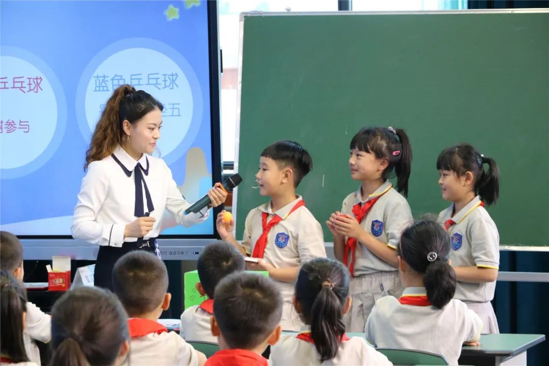 双流区第八届中小学班主任技能大赛在实验小学外国语学校如期举行
