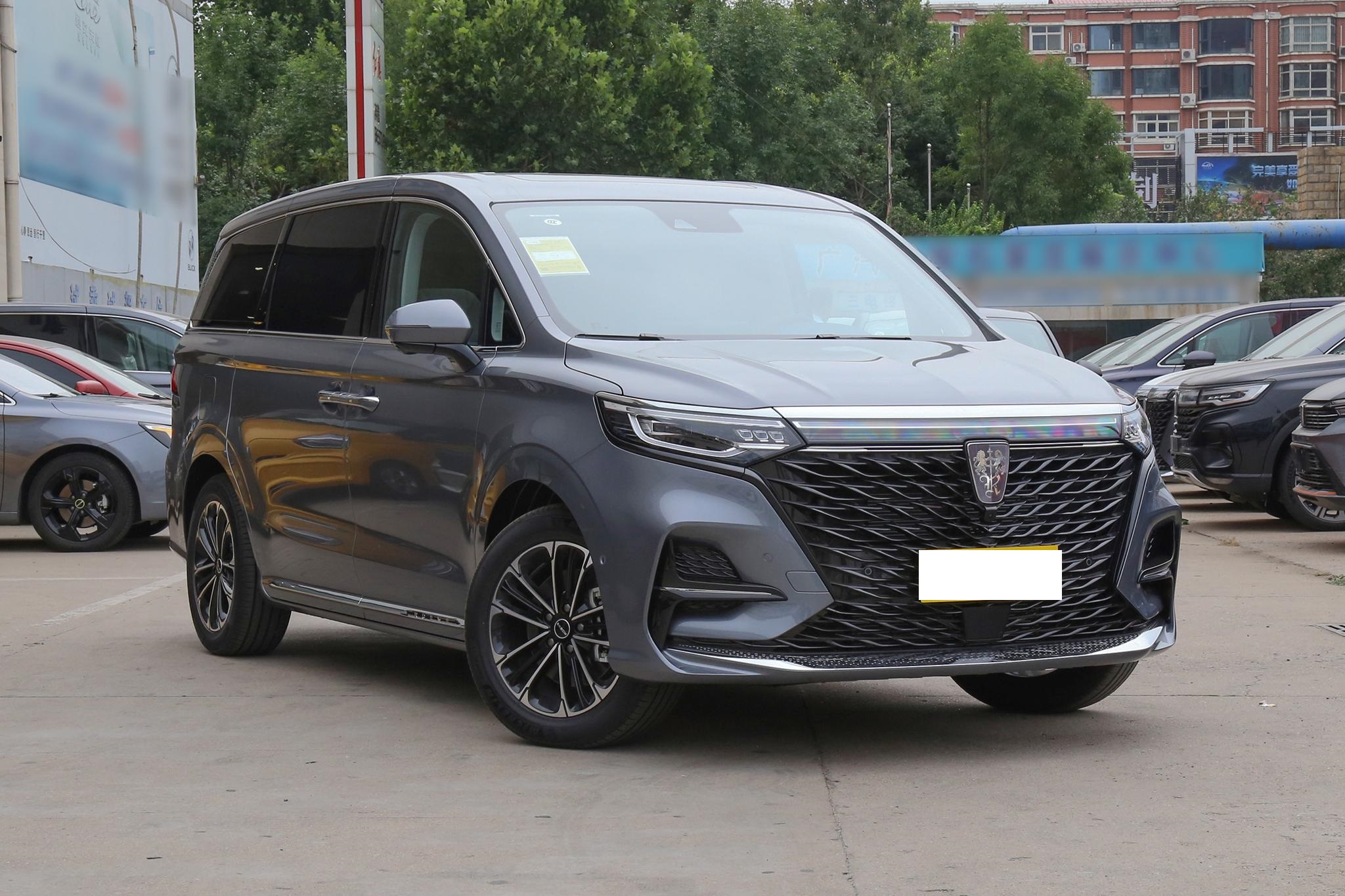 经常全家出游，首选这3台MPV，252马力+8AT，配头等舱座椅