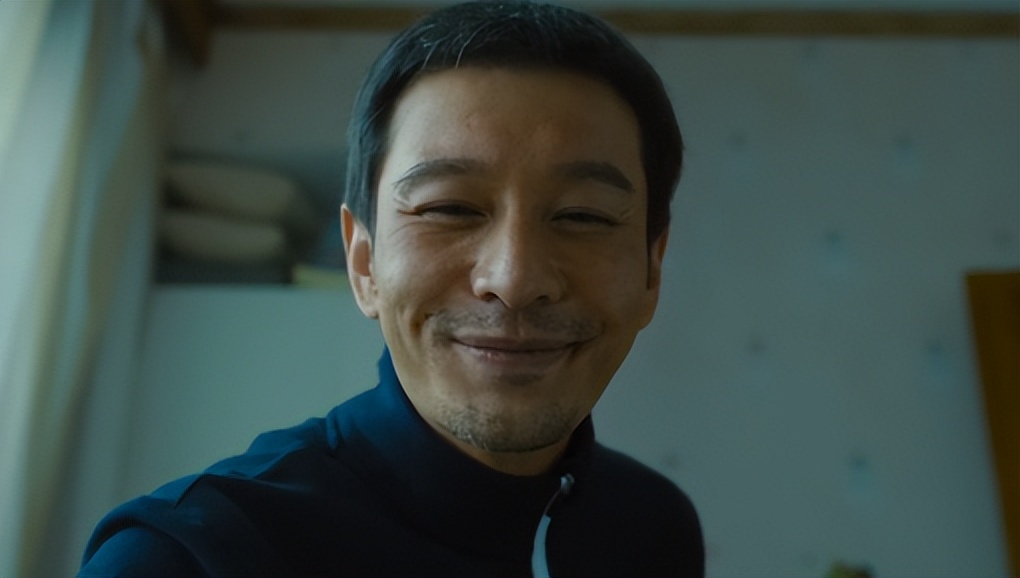 嫁给“黄晓明”，“宋佳”相当于多养了个儿子，幸亏此子可教