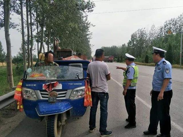 C1駕駛證不能駕駛4類車輛，包括摩托車，查到會被扣12分罰2000元