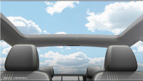 倒水打伞贴报纸，新能源车的天幕玻璃为何这么坑？车企：省钱啊