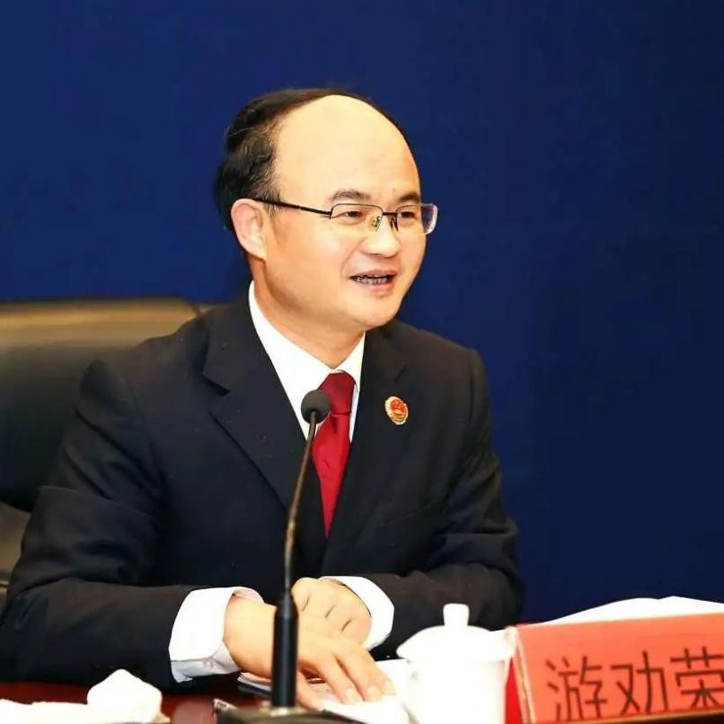 两会召开！这56位人大代表、政协委员进京履职，全部来自重庆同一大学！