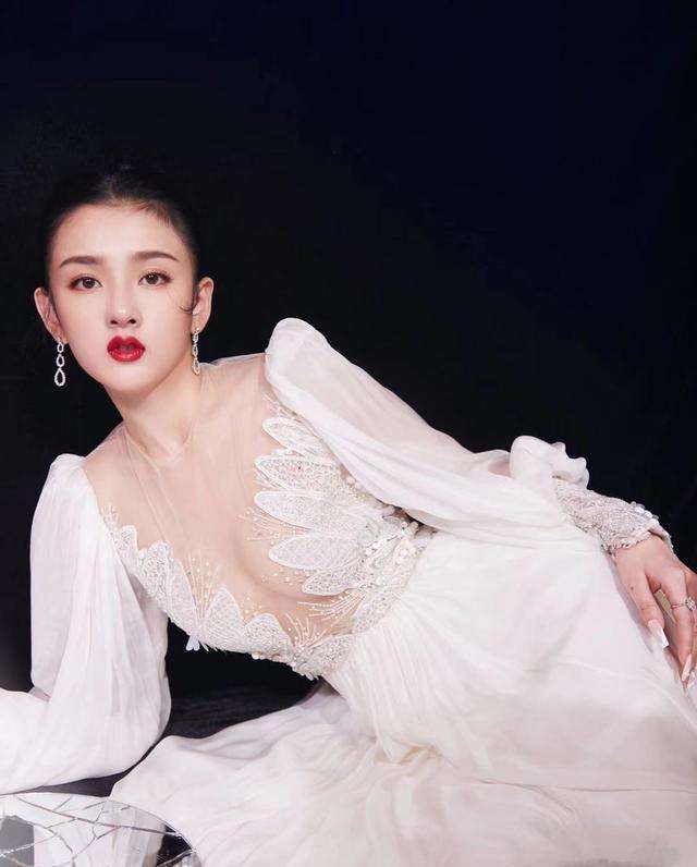 属虎的10大女明星,谁是你心中温柔的小老虎?