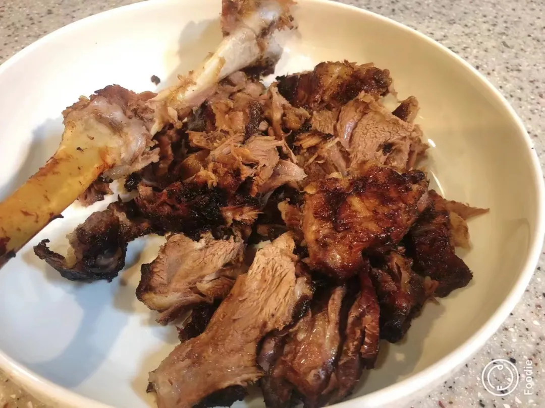你们要的我家年夜饭菜谱：南瓜浓汤，鲜墨鱼烧子排……