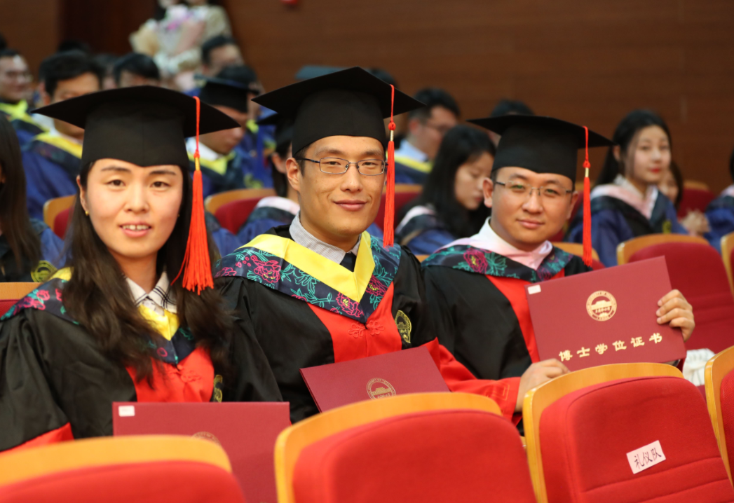 研究生学制年限延长，多所高校自2022届开始推行，提高含金量