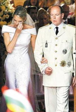 欧洲最美王妃破烂人生：丈夫私生子成群结队，她逃婚三次仍被追回