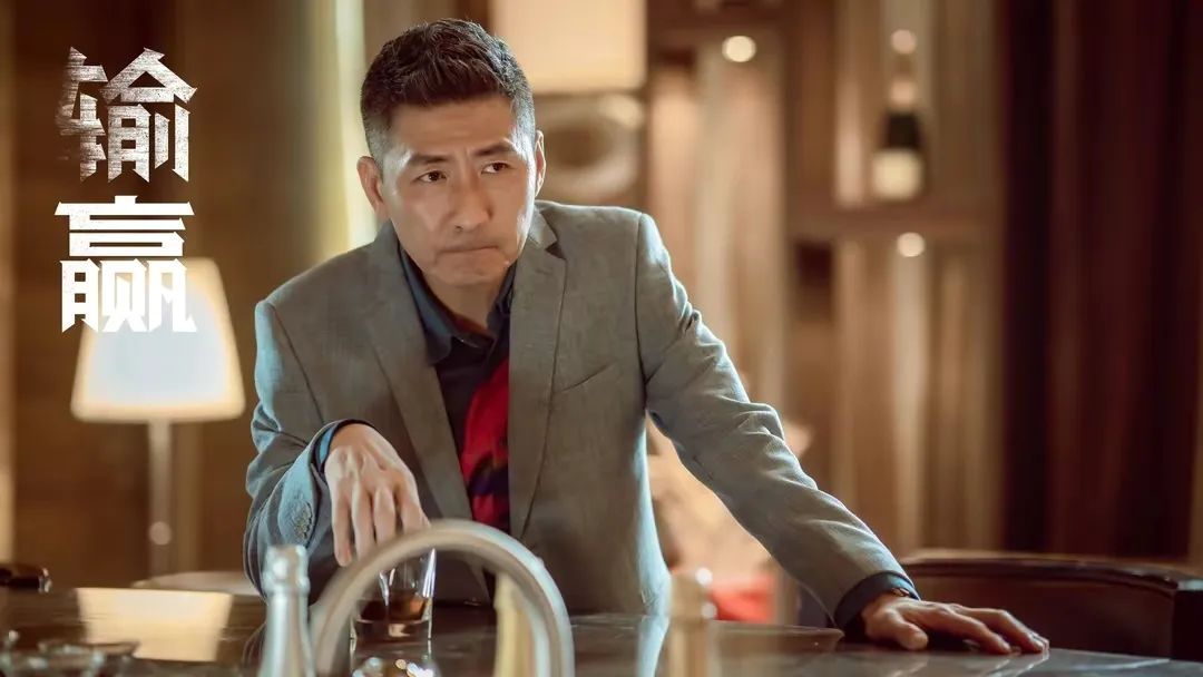 《白眉大侠》27年，10位演员境况差别巨大，男4号已成一线明星