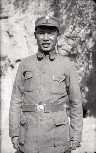 1991年上将吕正操特地赴美看望张学良，张学良：我对国家没贡献