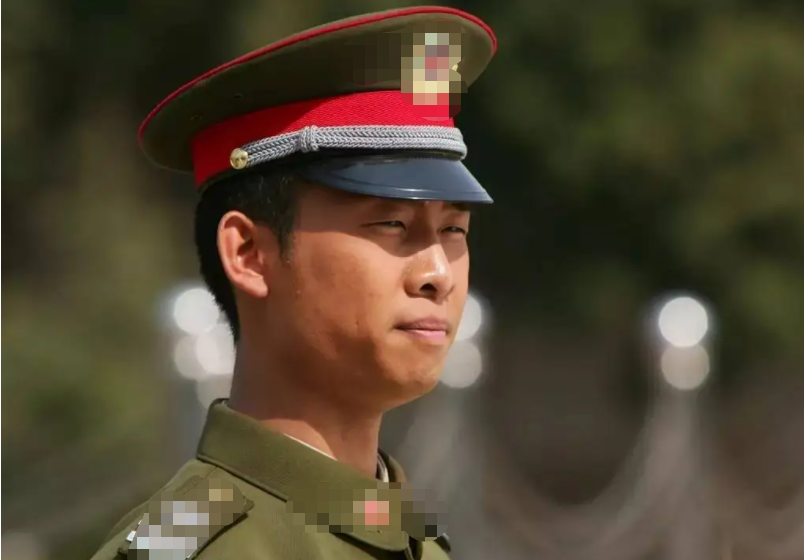 同样是演军人,把王心刚、张译、张云龙等人放在一起,差别就出来了