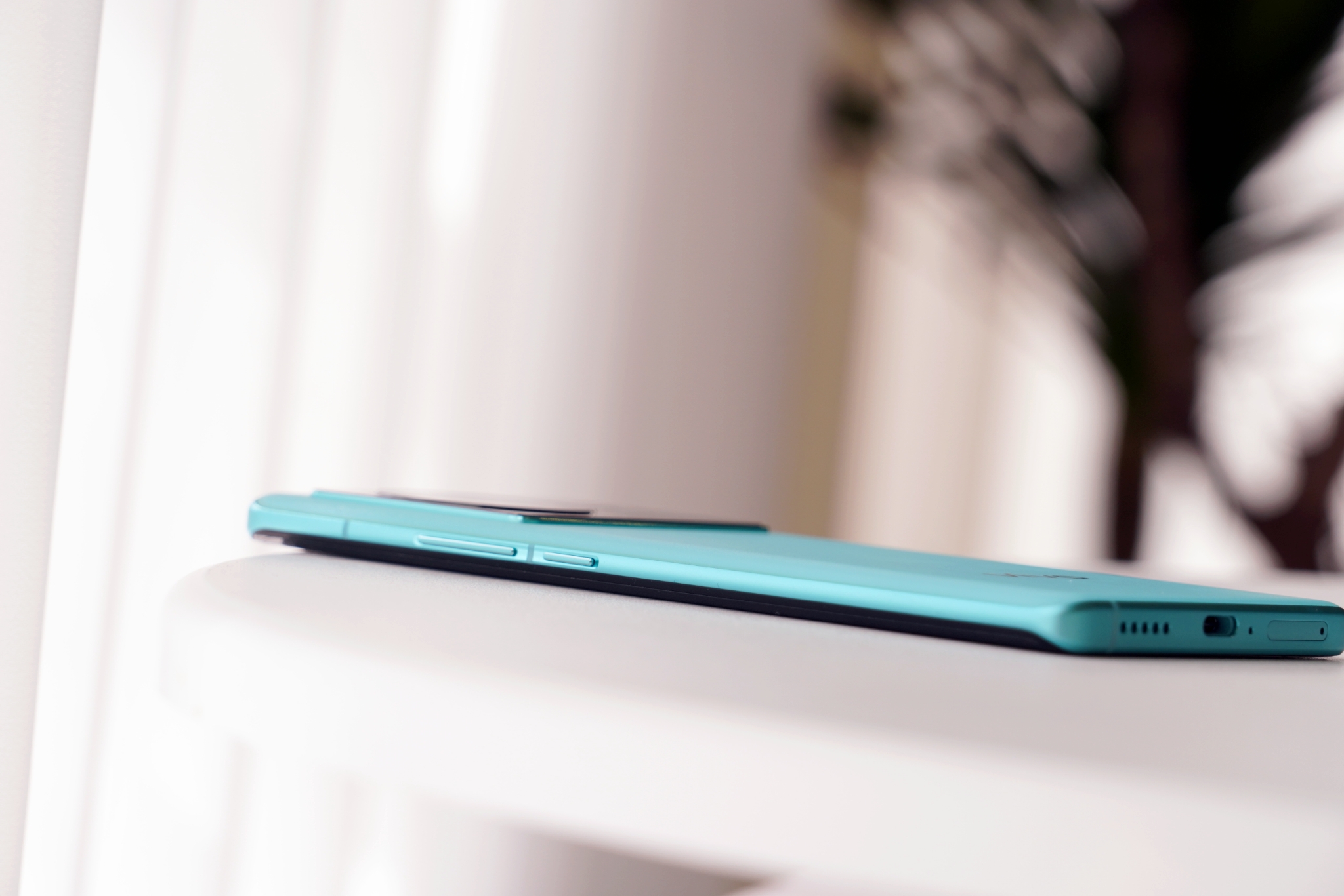 标准版也有Pro实力，天玑9000+蔡司影像加持，vivo X80上手实测