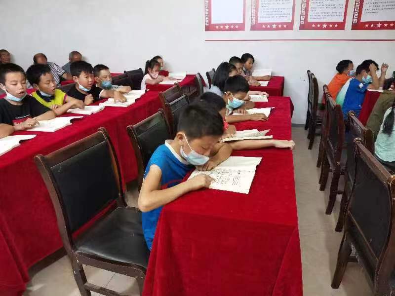 ��ͳ�Ļ���У԰ ��������������