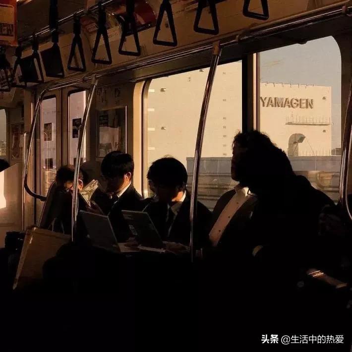 委屈到了极致的伤感文案