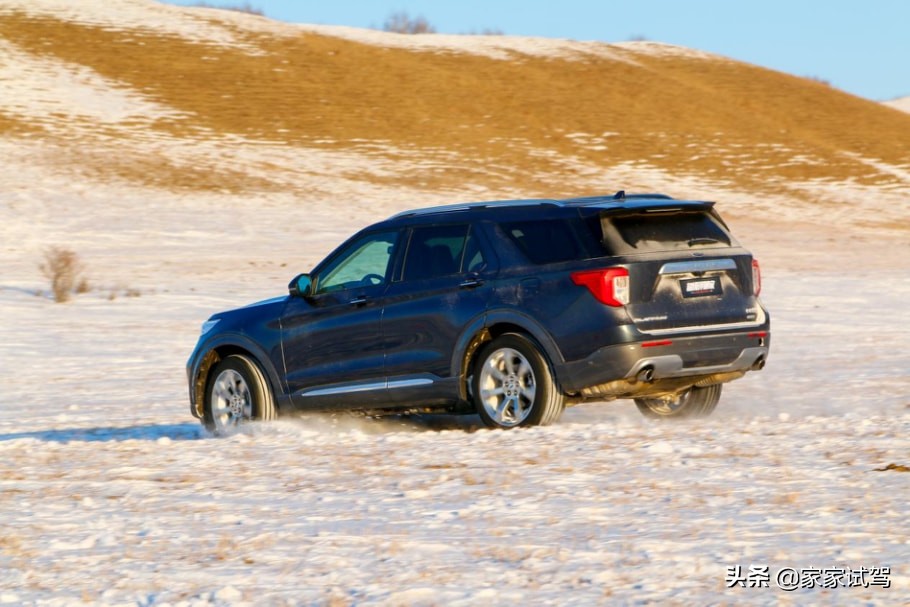 影帝级SUV，探险者出演冰雪极限动作戏