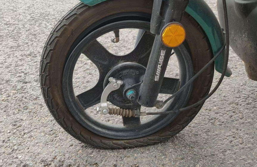 电动自行车胎压标准图片