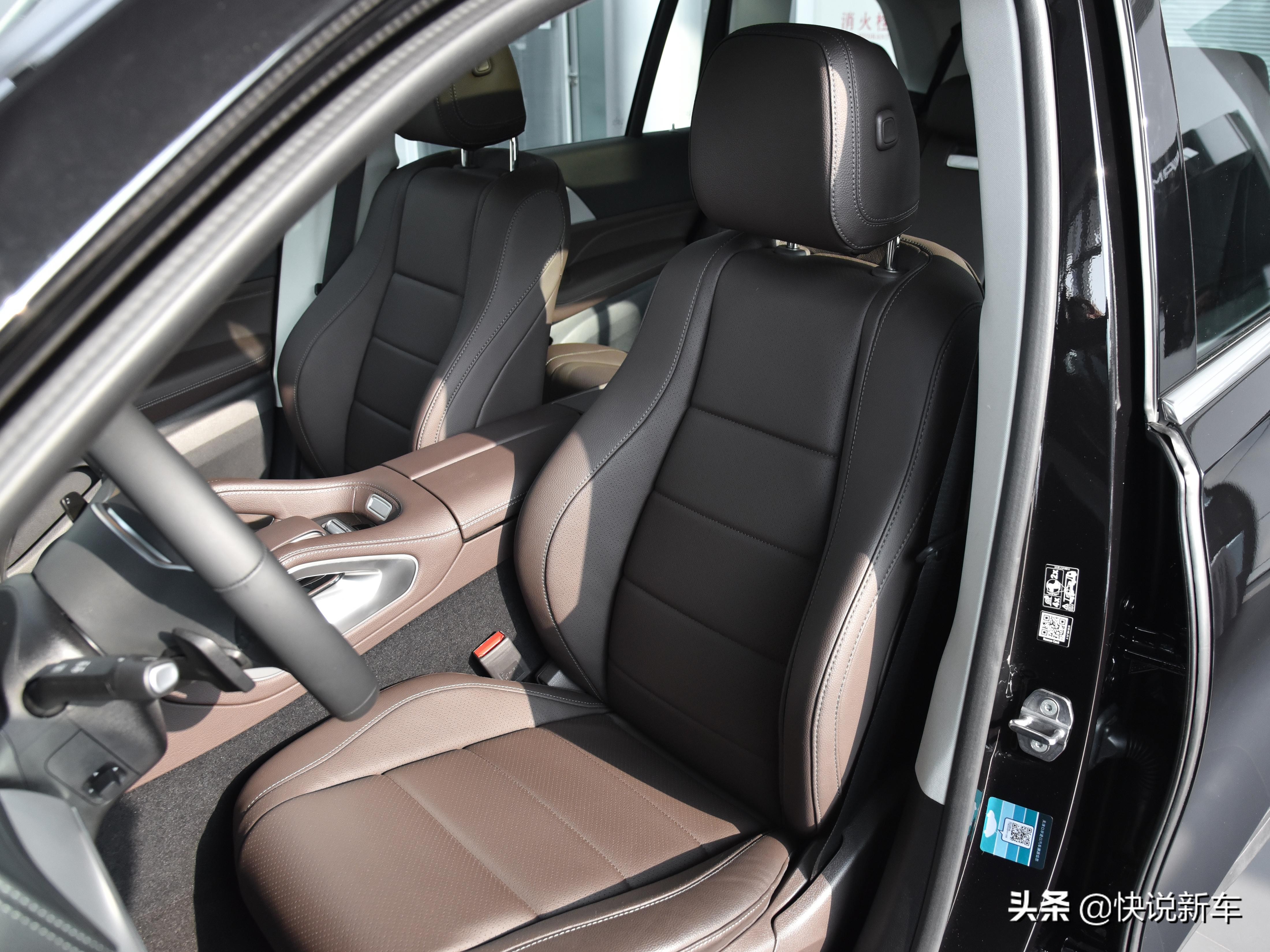 百万豪车，全尺寸SUV，内饰豪华，实拍奔驰GLS