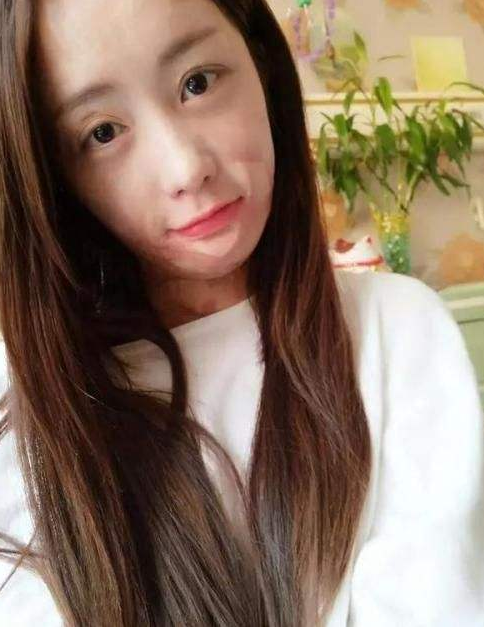 10年前，为了爱情不择手段的官二代，当街泼汽油报复16岁少女周岩