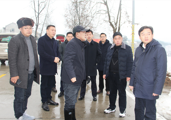 湖北武穴公路局：闻“雪”而动齐上阵，浴“雪”奋战保畅通