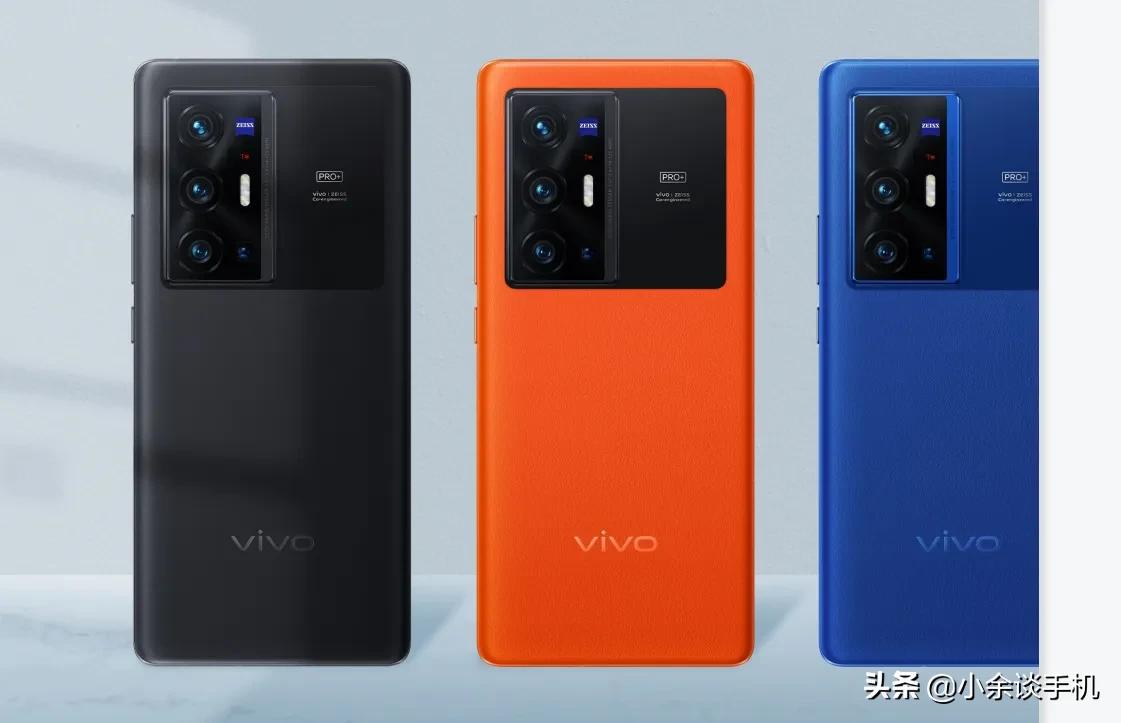 回顾一下2021年比较经典的三款旗舰机，看看哪款是你的菜？