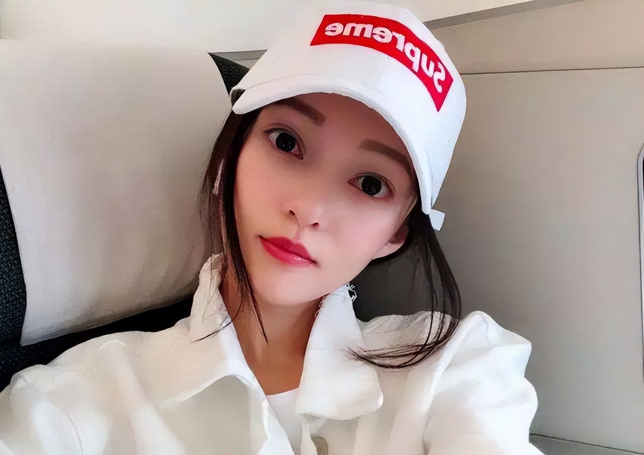 40岁还能演学生的女星，我只服这3位，不用装嫩，就是这么显年轻