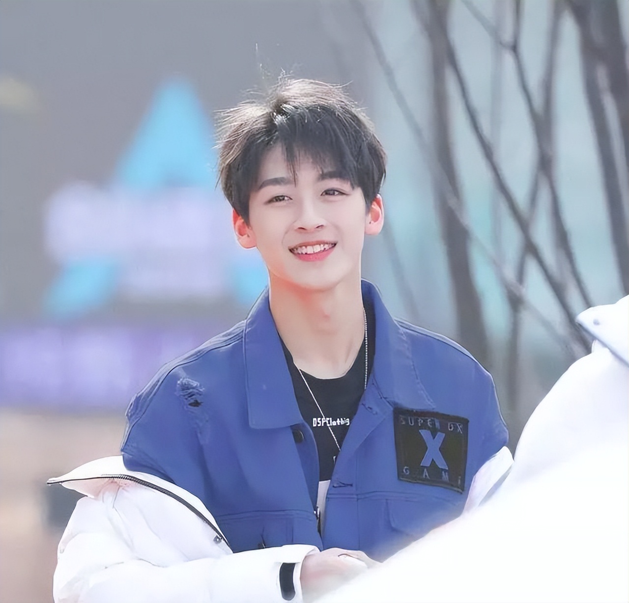 21岁浙江籍偶像高考445分,艺考总分全省第十,此前三次无缘高考