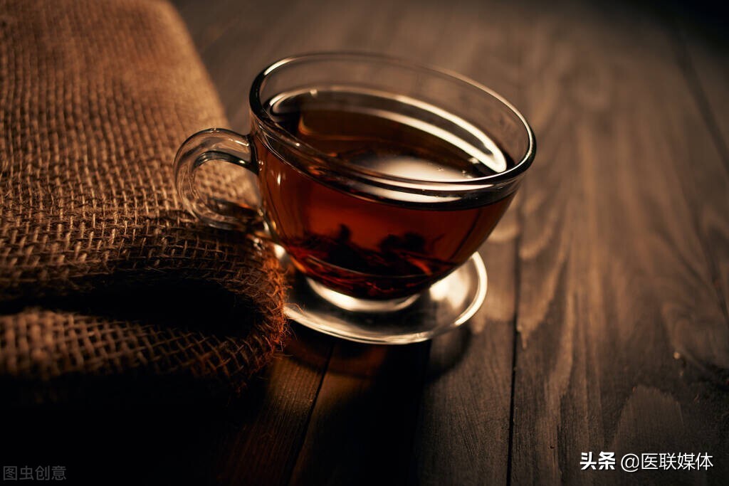 茶不能解酒，喝多了反而会醉？3大表现，你可能真“茶醉”了