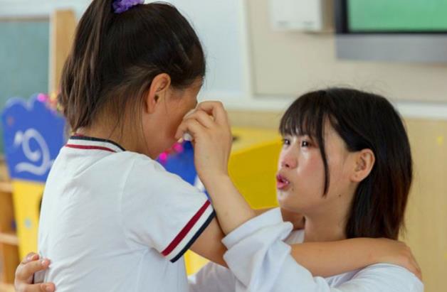 宁夏一小学女生生理期，因厕所无门被同学嘲笑，学校已做出回应