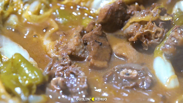鐵鍋燉魚貼餅子,鐵鍋燉魚貼餅子怎么做