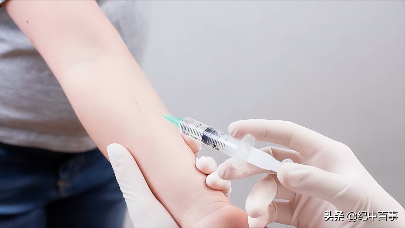 2005年女童身患白血病，为减轻养父负担，偷偷签下放弃治疗协议