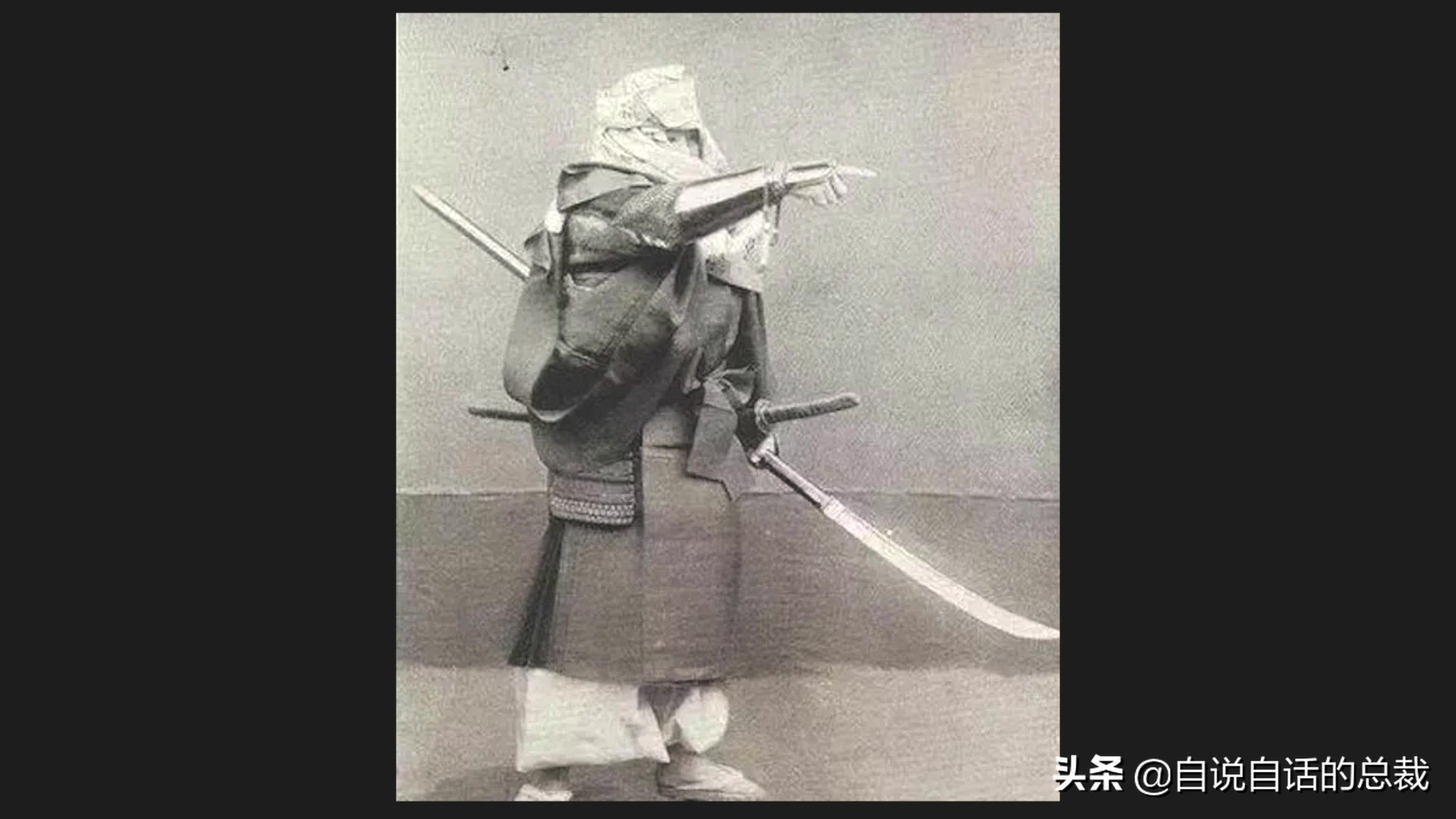 为什么兵马俑会涂装蓝色超导材料？竟然读出不可思议的黑科技故事