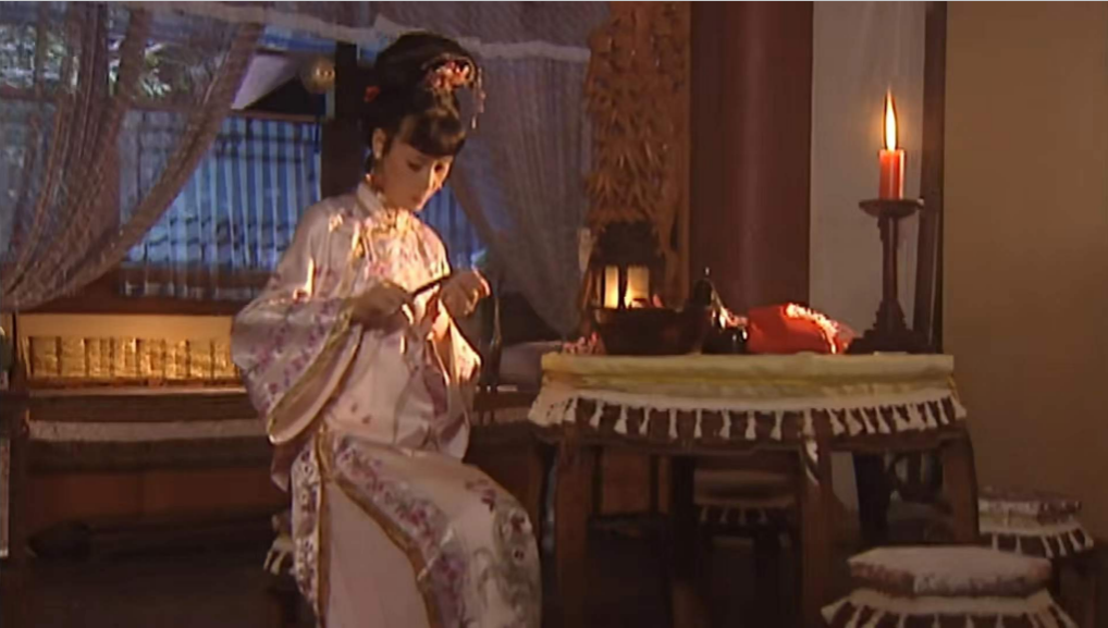 10年后重温《康熙王朝》：才懂容妃刷27年马桶，康熙为何不闻不问