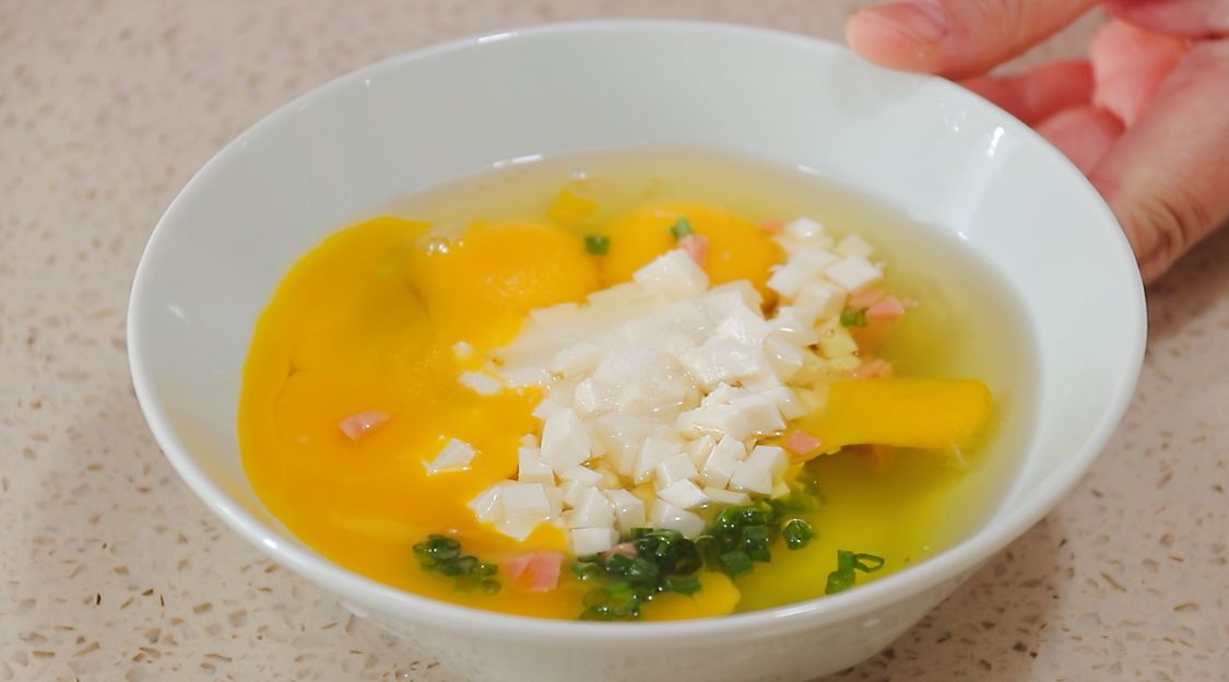 鸡蛋和豆腐又出新吃法了，冬天碰到这食材，我从不手软，别不懂吃