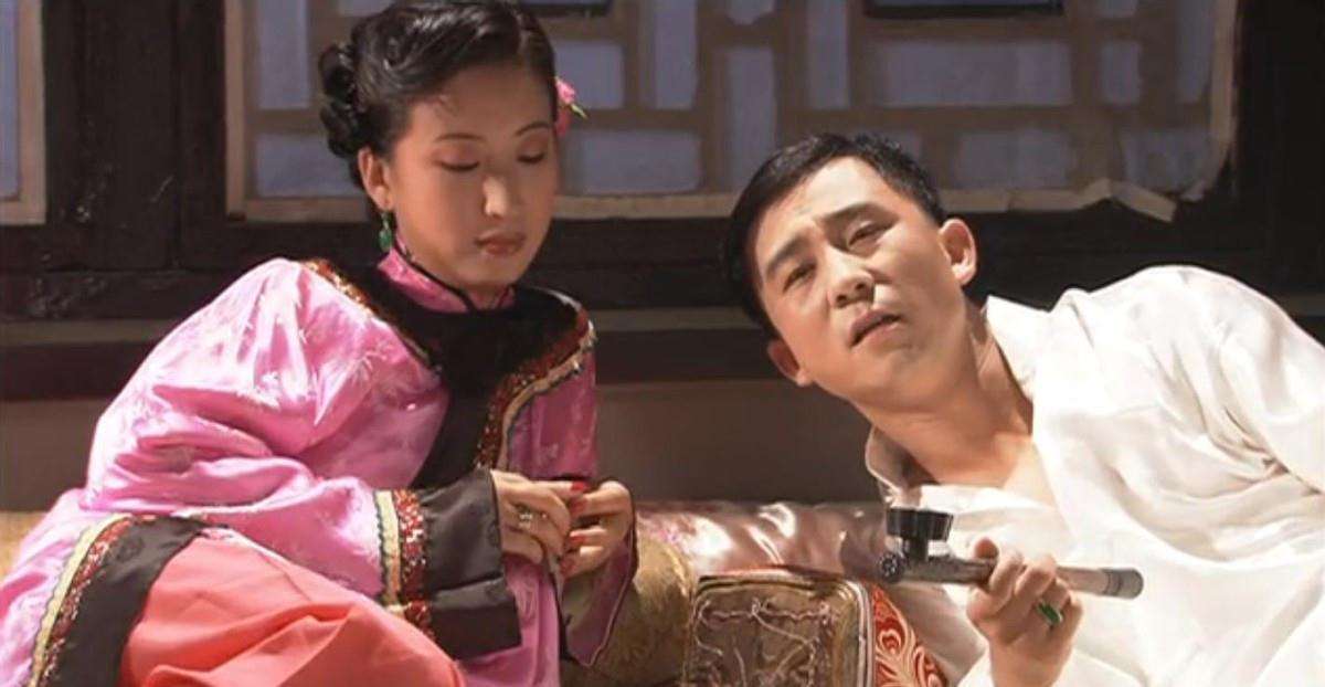 人物的脸谱化，形成《大宅门》前后两部巨大的分水岭