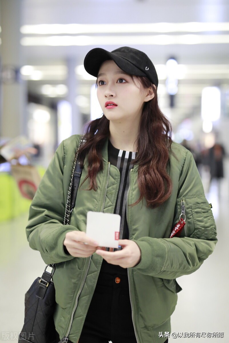 人间极品关晓彤