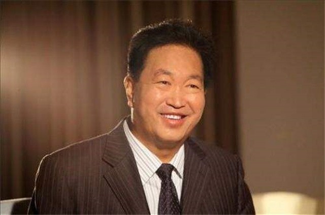 骗40万投资者上百亿，给自己配12名秘书，昔日河北首富终锒铛入狱