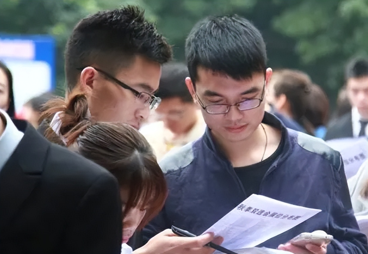 教育部通知，“这3个”证书毫无价值，大学生不要白费功夫了