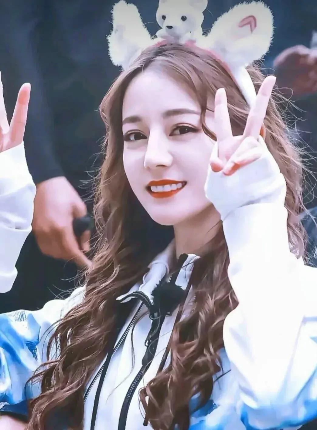 迪丽热巴 异域风情，妩媚动人