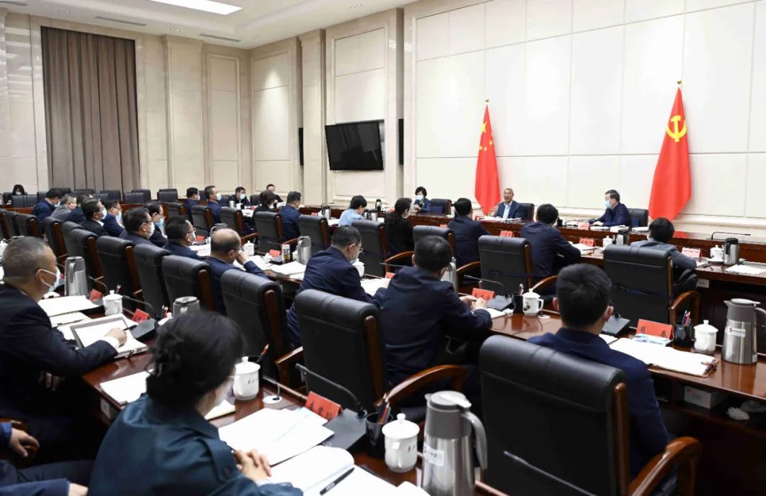 【甘快看】尹弘出席省委宣传思想和意识形态工作领导小组会议并讲话