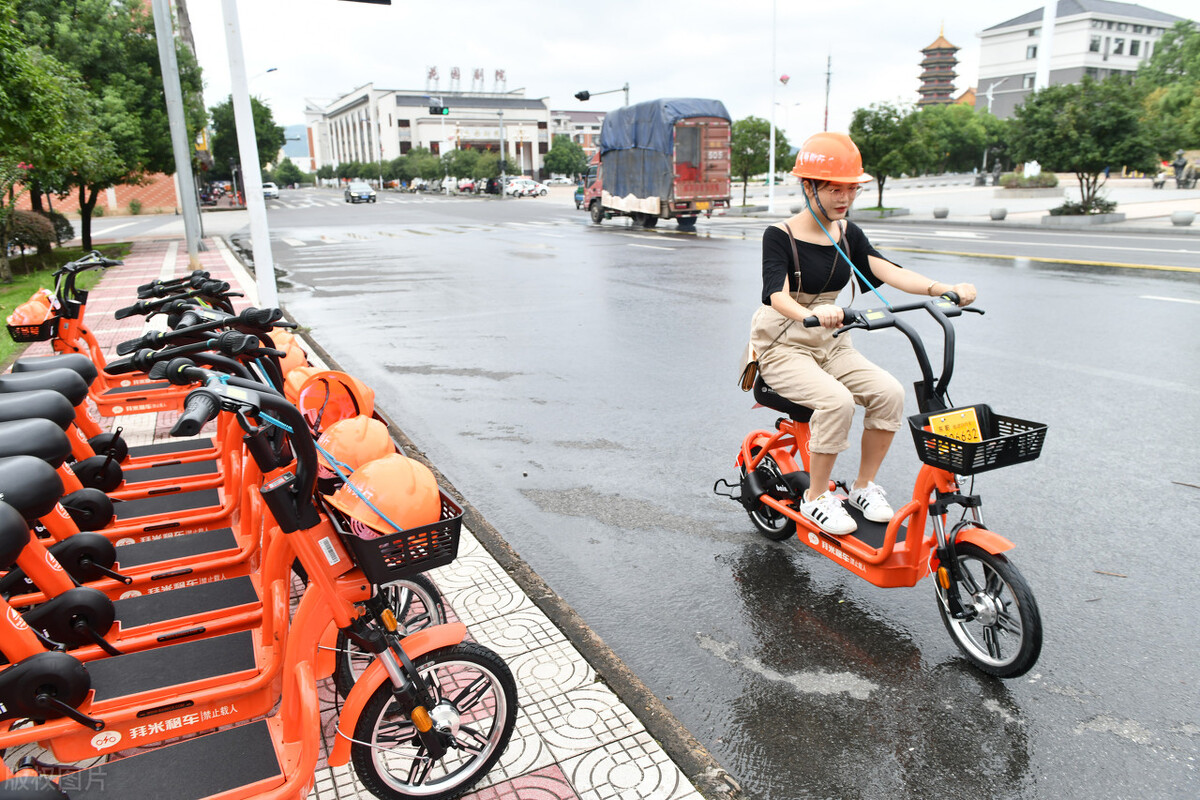 电动车电池充电：掌握这5种正确方式，延长电池寿命