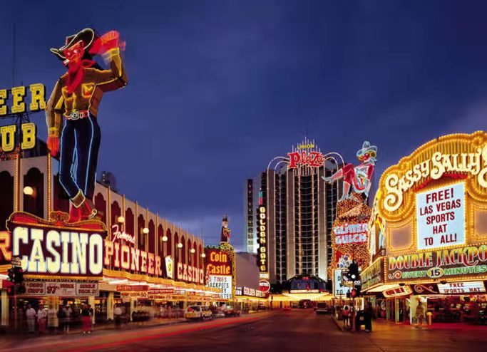 天堂还是地狱，赌城拉斯维加斯不为人知的神秘往事！西瓜纪录片