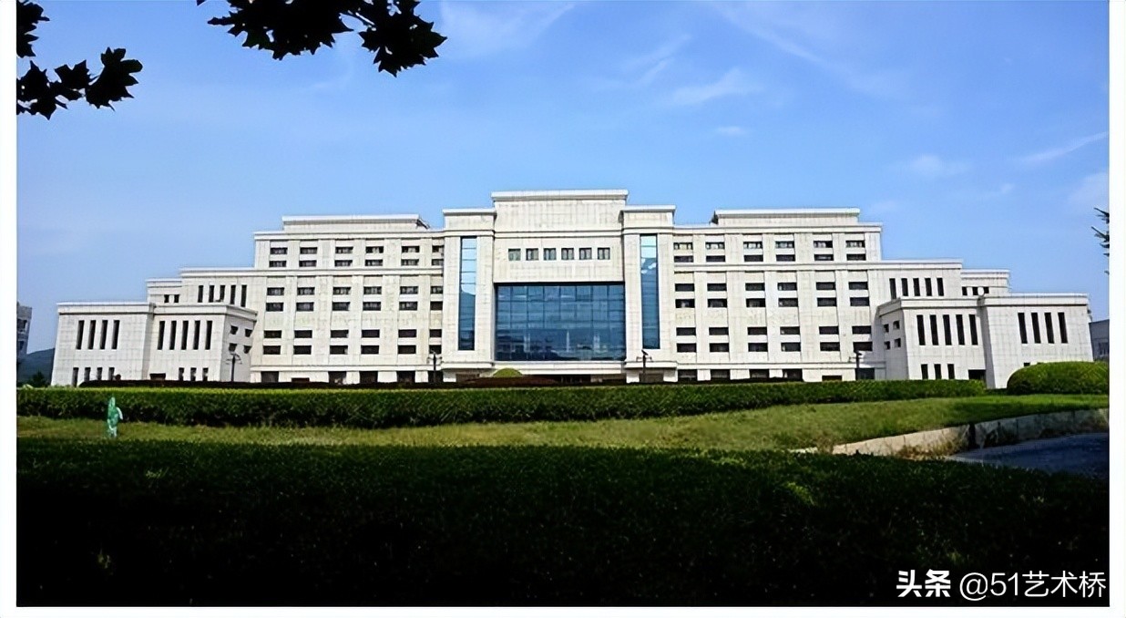 没过本科线的艺考生，这20所艺术专业大学还有名额！限时报名