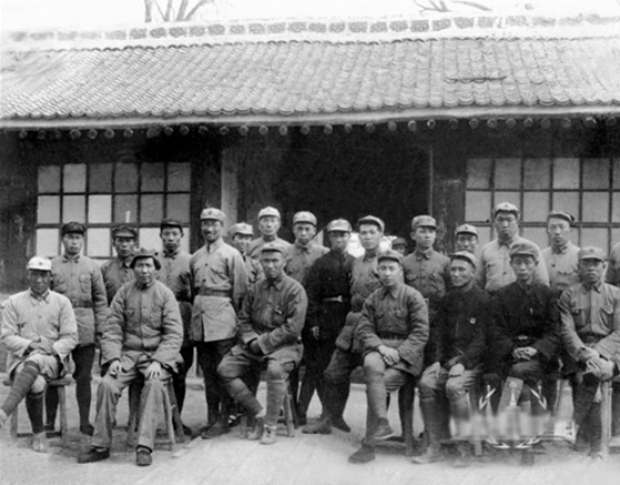 34年长征期间，姚喆说唯毛主席马首是瞻，毛主席：瞻我脑袋就行了