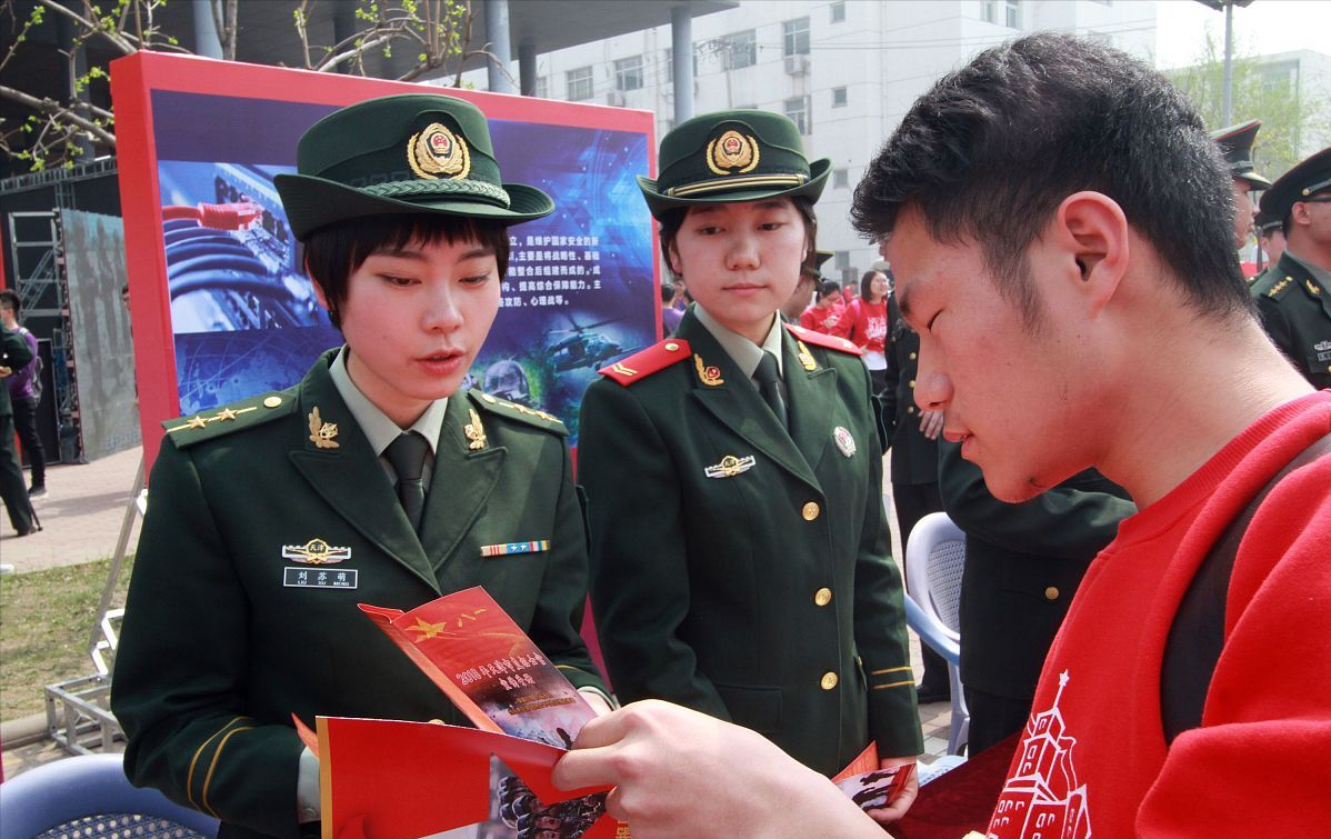 高中生参军入伍和大学生参军入伍，有“8大”区别，望各位周知