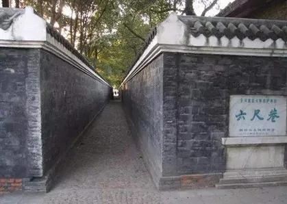 有一种宽容，是放下，有一种大度，是不争